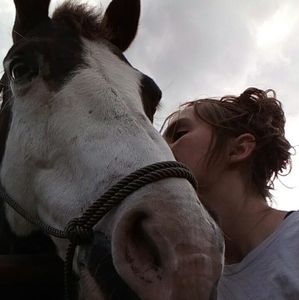 Meet your Posher, Ashley